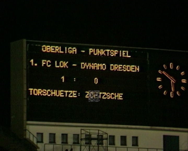Panorama digital - Unsere Oberliga - Unser Verein - 1.FC Lok Leipzig - Unsere Stadien - Zentralstadion Leipzig - Saison 1986/87 - Anzeigetafel