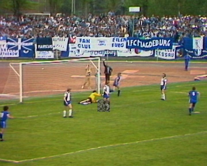 Panorama digital - Unsere Oberliga - Unser Verein - 1.FC Magdeburg - Wir als Fans - Unsere Banner und Fahnen - Saison 1987/88 - Wir bei der BSG Stahl Brandenburg