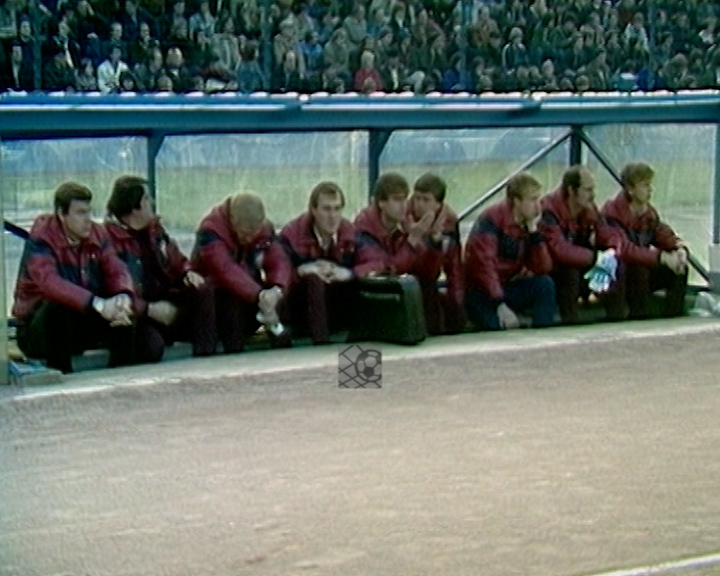 Panorama digital - Unsere Oberliga - Unser Verein - BFC Dynamo - Unsere Mannschaften - Saison 1983/84 - Spielerbank