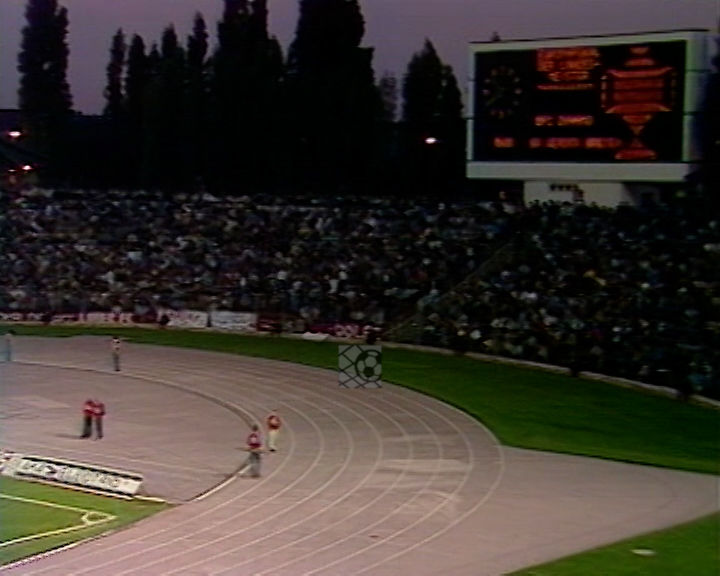 Panorama digital - Unsere Oberliga - Unser Verein - BFC Dynamo - Unsere Stadien - Friedrich-Ludwig-Jahn-Sportpark - Saison 1988/89 - Anzeigetafel