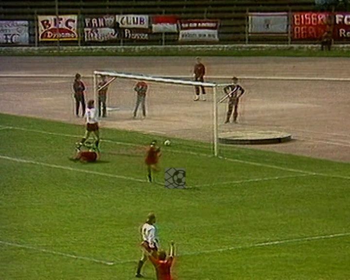 Panorama digital - Unsere Oberliga - Unser Verein - BFC Dynamo - Wir als Fans - Unsere Banner und Fahnen - Saison 1987/88