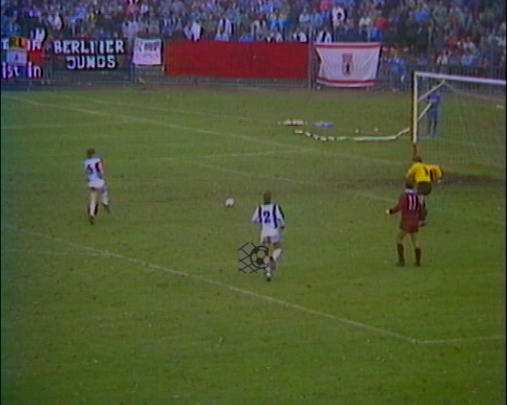 Panorama digital - Unsere Oberliga - Unser Verein - BFC Dynamo - Wir als Fans - Unsere Banner und Fahnen - Saison 1988/89 - Wir bei der BSG Energie Cottbus
