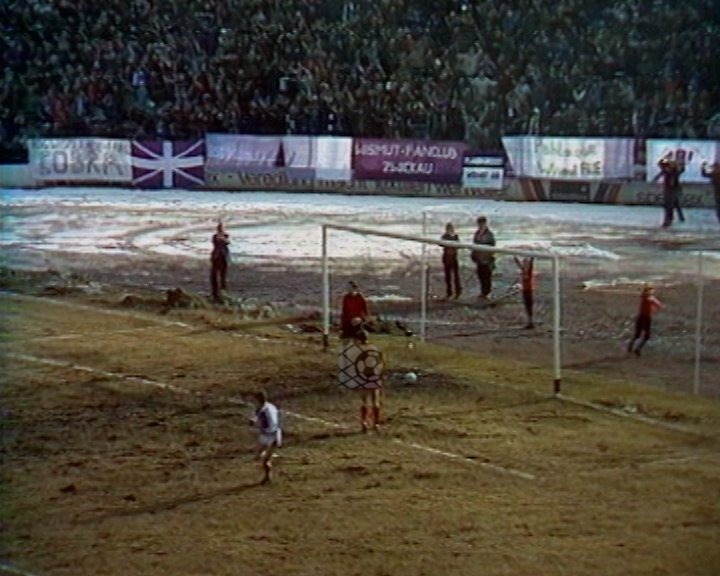Panorama digital - Unsere Oberliga - Unser Verein - BSG Wismut Aue - Wir als Fans - Unsere Banner und Fahnen - Saison 1983/84