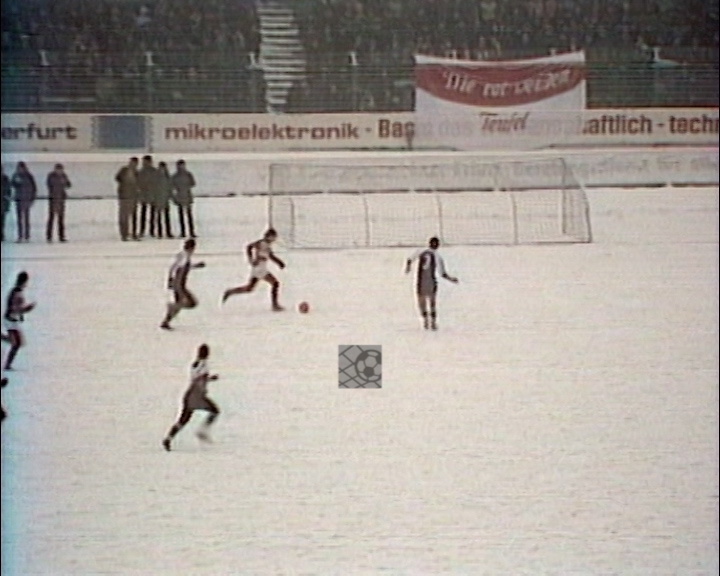 Panorama digital - Unsere Oberliga - Unser Verein - FC Rot Weiß Erfurt - Wir als Fans - Unsere Banner und Fahnen - Saison 1983/84