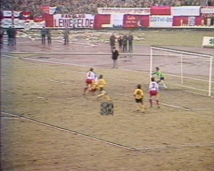 Panorama digital - Unsere Oberliga - Unser Verein - FC Rot Weiß Erfurt - Wir als Fans - Unsere Banner und Fahnen - Saison 1984/85
