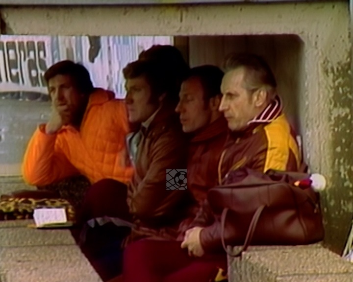 Panorama digital - Unsere Oberliga - Unser Verein - SG Dynamo Dresden - Unsere Mannschaften -Saison 1979/80 - Trainerbank