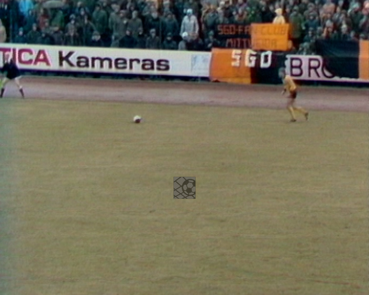 Panorama digital - Unsere Oberliga - Unser Verein - SG Dynamo Dresden - Wir als Fans - Unsere Banner und Fahnen - Saison 1983/84 - Wir bei der BSG Stahl Riesa