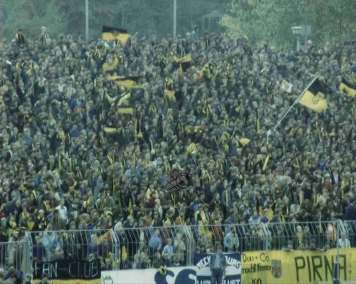 Panorama digital - Unsere Oberliga - Unser Verein - SG Dynamo Dresden - Wir als Fans - Unsere Banner und Fahnen - Saison 1984/85