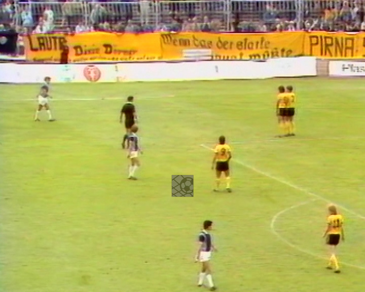Panorama digital - Unsere Oberliga - Unser Verein - SG Dynamo Dresden - Wir als Fans - Unsere Banner und Fahnen - Saison 1986/87