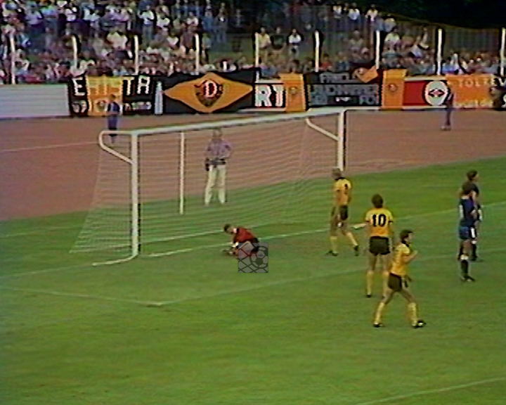 Panorama digital - Unsere Oberliga - Unser Verein - SG Dynamo Dresden - Wir als Fans - Unsere Banner und Fahnen - Saison 1986/87 - Wir bei der BSG Fortschritt Bischofswerda