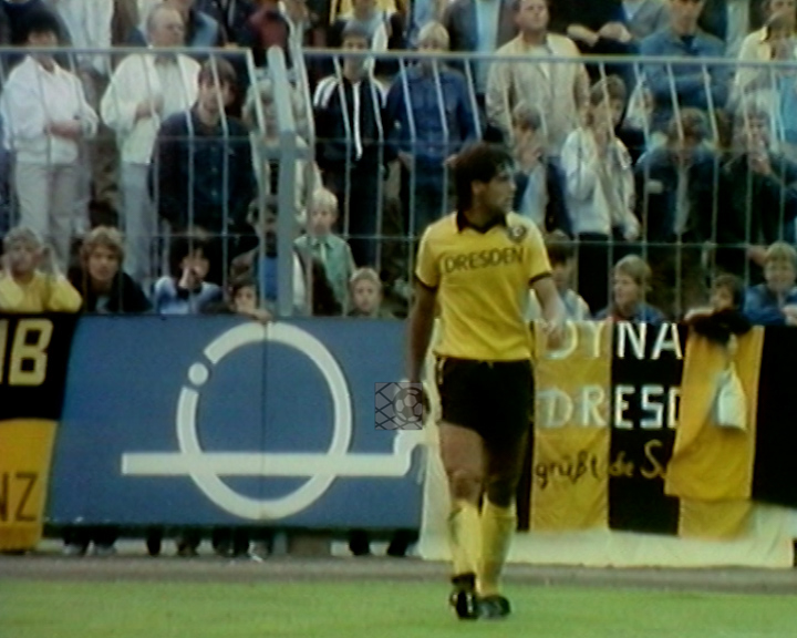 Panorama digital - Unsere Oberliga - Unser Verein - SG Dynamo Dresden - Wir als Fans - Unsere Banner und Fahnen - Saison 1986/87