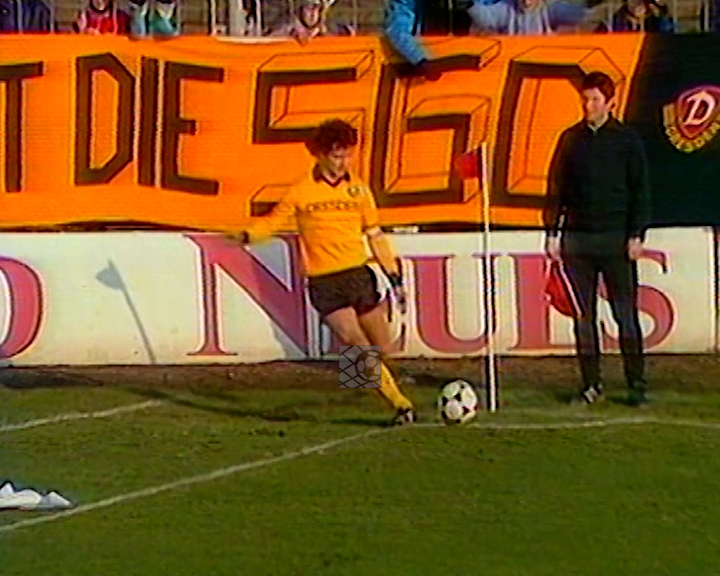Panorama digital - Unsere Oberliga - Unser Verein - SG Dynamo Dresden - Wir als Fans - Unsere Banner und Fahnen - Saison 1987/88