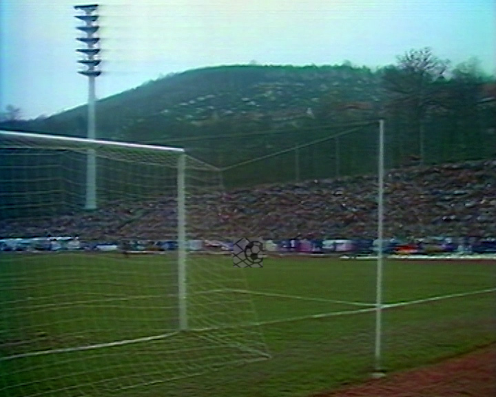 Panorama digital - Unsere Oberliga - Unser Verein - BSG Wismut Aue - Unsere Stadien - Otto-Grotewohl-Stadion - Saison 1988/89