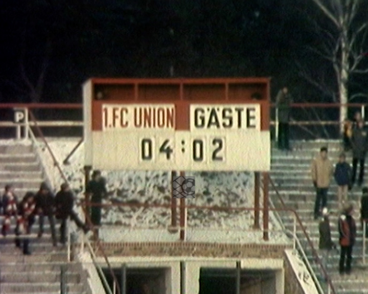 Panorama digital - Unsere Oberliga - Unser Verein - 1.FC Union Berlin - Unsere Stadien - Alte Försterei - Saison 1983/84 - Anzeigetafel
