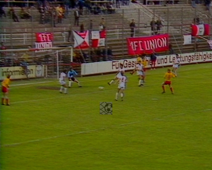 Panorama digital - Unsere Oberliga - Unser Verein - 1.FC Union Berlin - Wir als Fans - Unsere Banner und Fahnen - Saison 1983/84