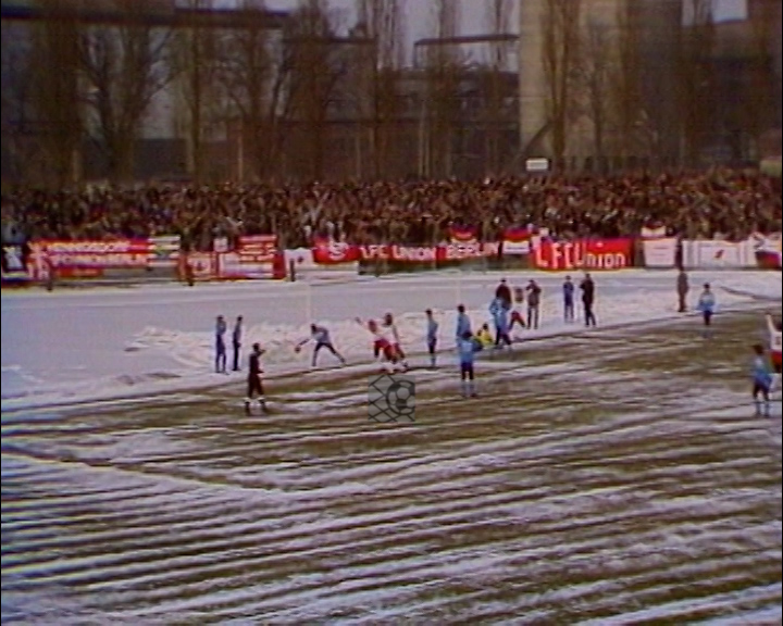 Panorama digital - Unsere Oberliga - Unser Verein - 1.FC Union Berlin - Wir als Fans - Unsere Banner und Fahnen - Saison 1985/86 - Wir bei der BSG Stahl Brandenburg