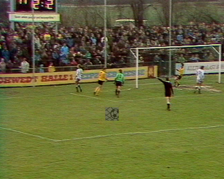 Panorama digital - Unsere Oberliga - Unser Verein - BSG Chemie Böhlen - Unsere Stadien - Stadion an der Jahnbaude - Saison 1982/83 - Anzeigetafel