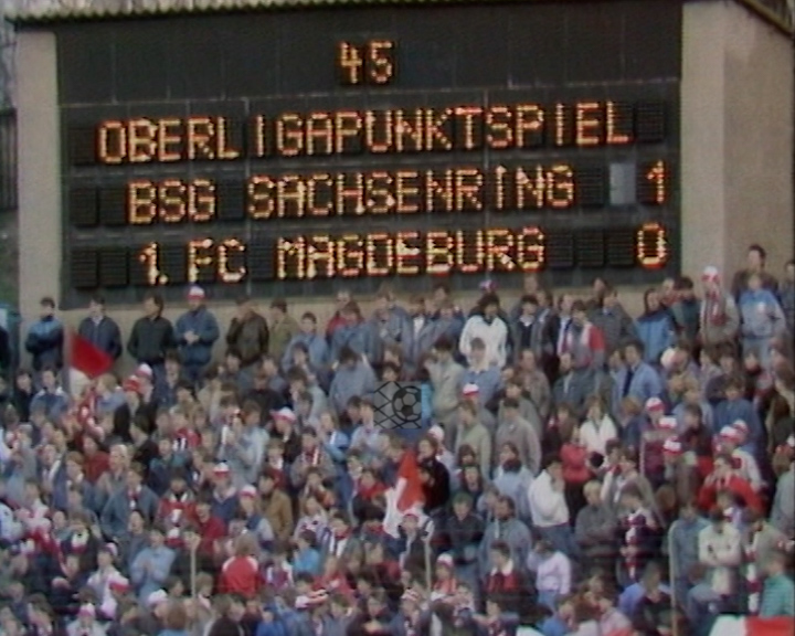 Panorama digital - Unsere Oberliga - Unser Verein - BSG Sachsenring Zwickau - Unsere Stadien - Georgi-Dimitroff-Stadion - Saison 1988/89 - Anzeigetafel