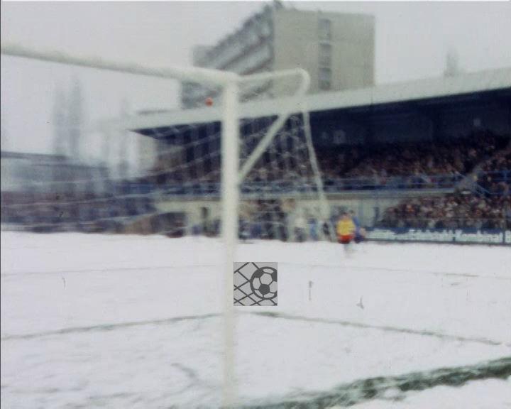 Panorama digital - Unsere Oberliga - Unser Verein - BSG Stahl Brandenburg - Unsere Stadien - Stahl-Stadion - Saison 1985/86