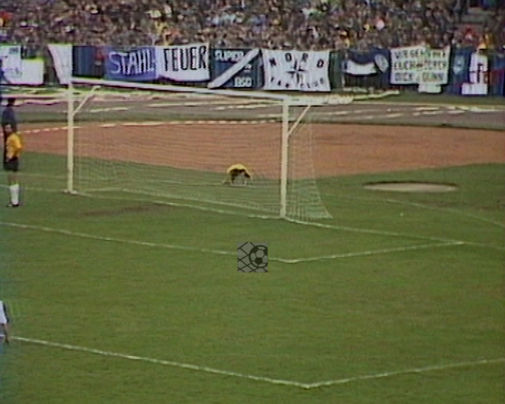 Panorama digital - Unsere Oberliga - Unser Verein - BSG Stahl Brandenburg - Wir als Fans - Unsere Banner und Fahnen - Saison 1985/86