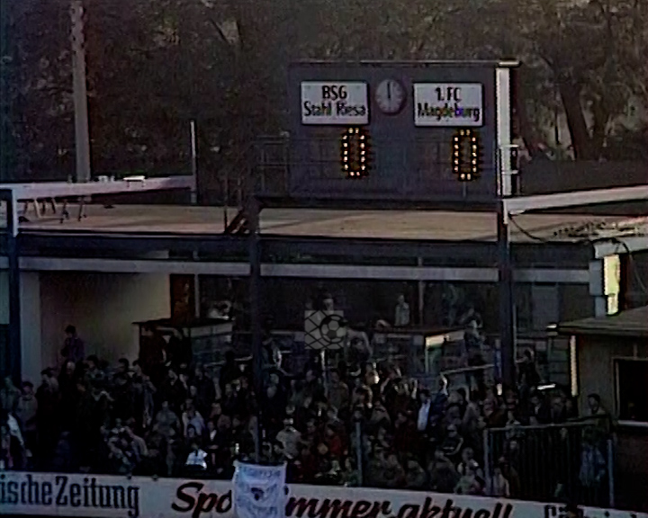 Panorama digital - Unsere Oberliga - Unser Verein - BSG Stahl Riesa - Unsere Stadien - Ernst-Grube-Stadion - Saison 1983/84 - Anzeigetafel