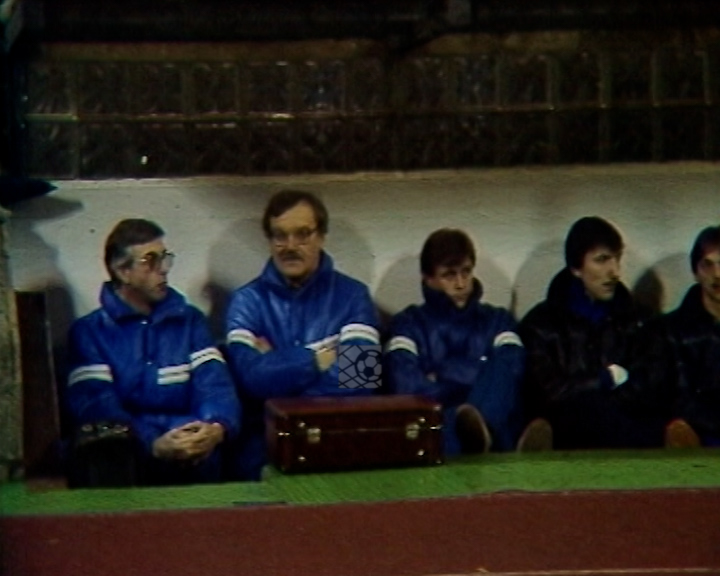 Panorama digital - Unsere Oberliga - Unser Verein - FC Carl Zeiss Jena - Unsere Mannschaften - Saison 1985/86 - Trainerbank