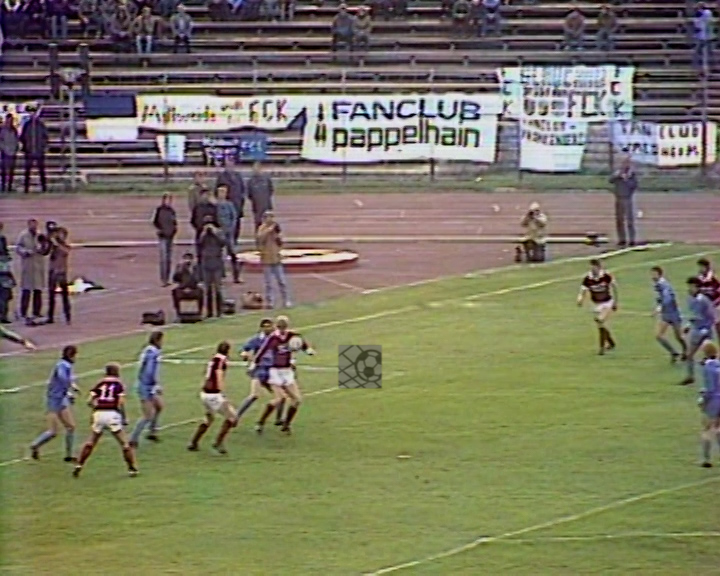 Panorama digital - Unsere Oberliga - Unser Verein - FC Karl Marx Stadt - Wir als Fans - Unsere Banner und Fahnen - Saison 1983/84 - Wir beim BFC Dynamo