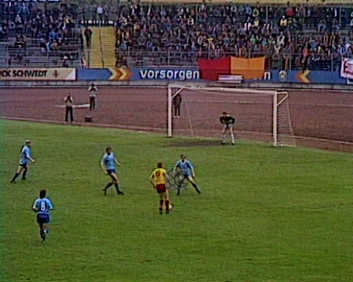 Panorama digital - Unsere Oberliga - Unser Verein - FC Vorwärts Frankfurt/O. - Wir als Fans - Unsere Banner und Fahnen - Saison 1983/84