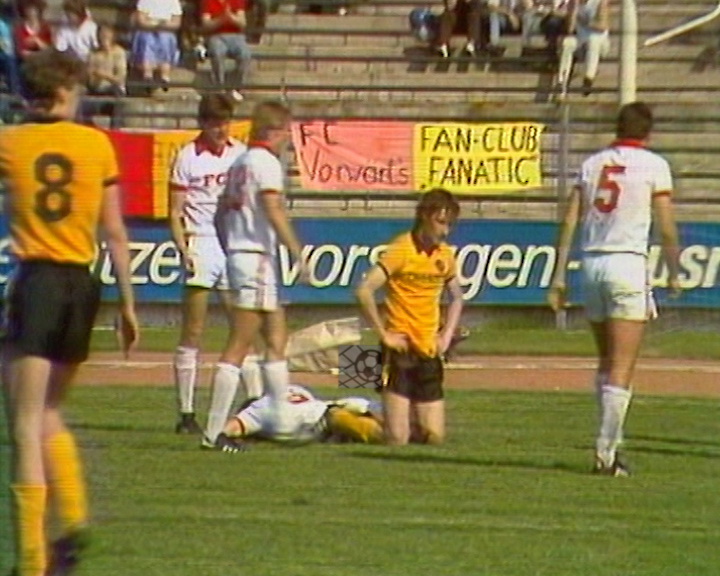 Panorama digital - Unsere Oberliga - Unser Verein - FC Vorwärts Frankfurt/O. - Wir als Fans - Unsere Banner und Fahnen - Saison 1987/88