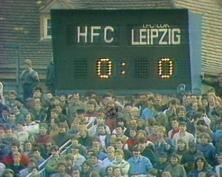 Panorama digital - Unsere Oberliga - Unser Verein - HFC Chemie - Unsere Stadien - Kurt-Wabbel-Stadion - Saison 1987/88 - Anzeigetafel